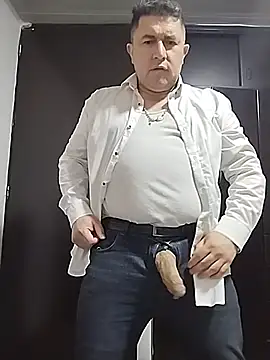 BigCristh79: διαδικτυακό σόου στην κάμερα