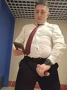 Pokazy przed kamerką – BigCristh79