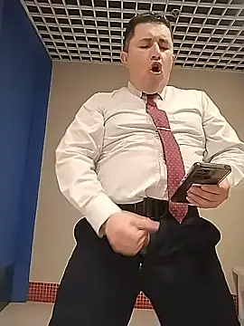 Pokazy przed kamerką – BigCristh79