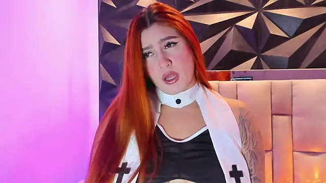 megan_whitee__'s Webcam Show