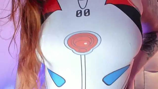 Pokazy przed kamerką – megan_whitee__