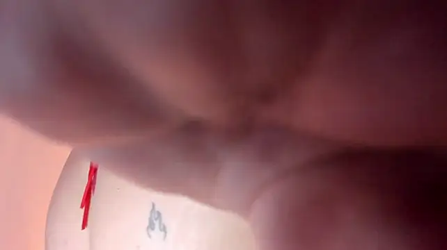 megan_whitee__'s Webcam Show