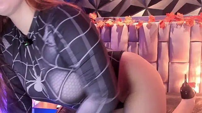 megan_whitee__ Adlı Modelin Canlı XXX Sohbeti