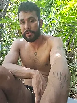 Show modela TelesIzaias na web-kameri