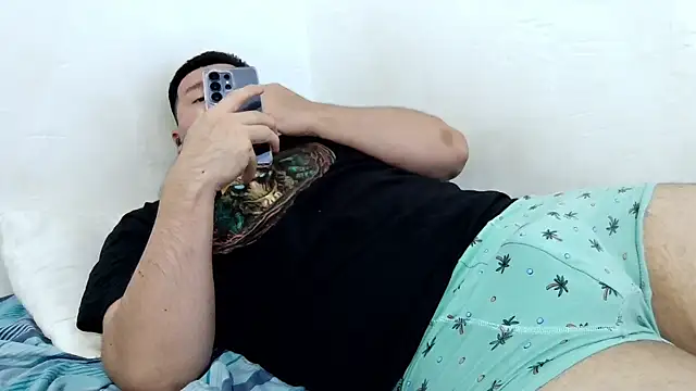 Show modela fuckynations na web-kameri