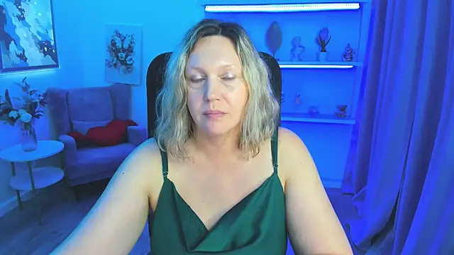 NinaStarle – Live XXX-chat
