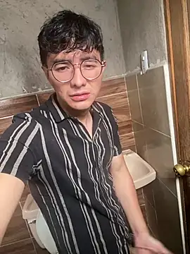 long_nigthn Webbikameraesitys