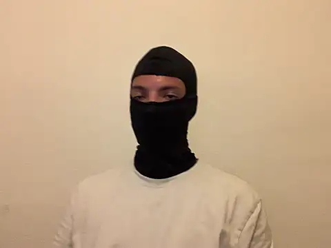 pearceo Show in webcam