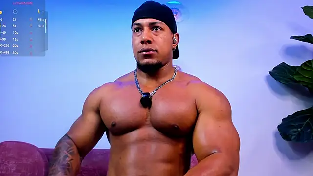 Travis_lenox_ Show Webcam
