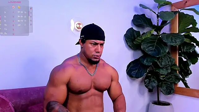 Travis_lenox_'s Webcam Show