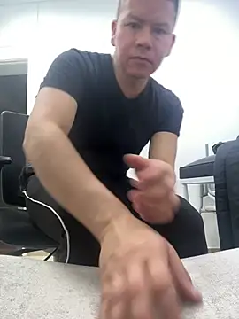 Pokazy przed kamerką – Manu0586