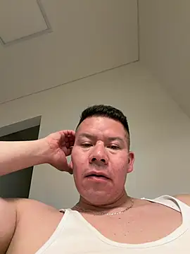 Manu0586 Webcam show