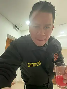 Manu0586 Show Webcam