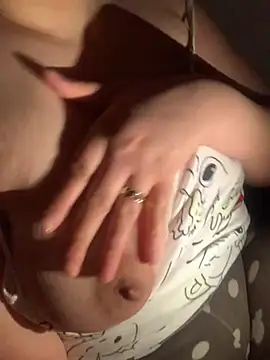 Sara782f's Webcam Show