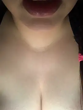 عرض كام Sara782f