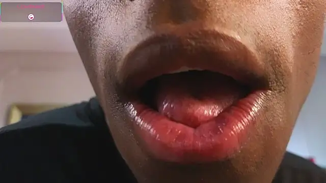 عرض كام CharlesBrown_