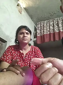 Madhu-71 Show in webcam