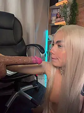 Miila_snow's Webcam Show