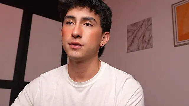 sweettaaron01 Pertunjukan Webcam