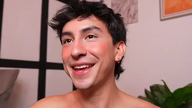 Webkamerová show sweettaaron01