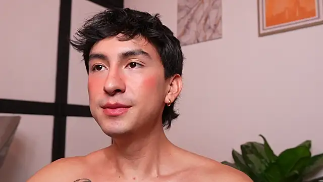 sweettaaron01 Webcamshow