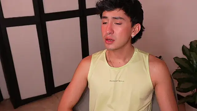 sweettaaron01 网络视讯表演