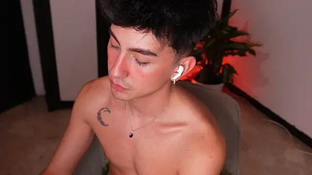 Show Webcam de sweettaaron01