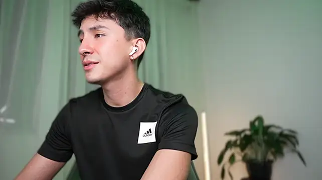 sweettaaron01のウェブカメラショー