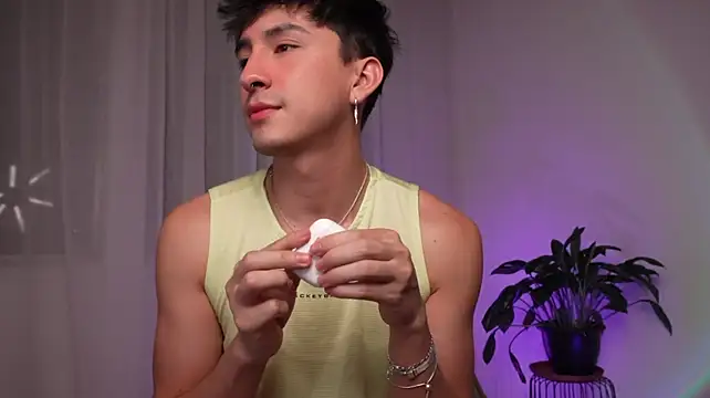 Webkamerová show sweettaaron01