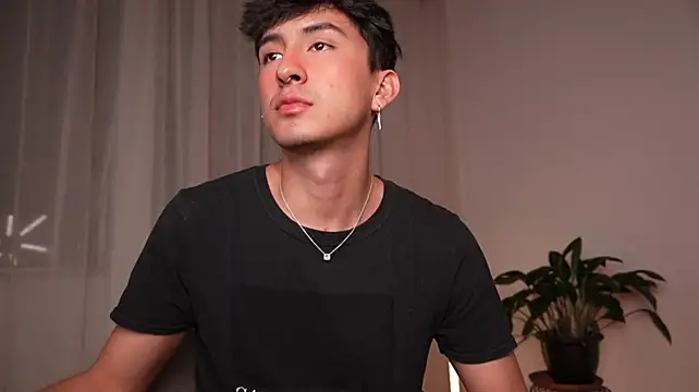 sweettaaron01 Webcam Show