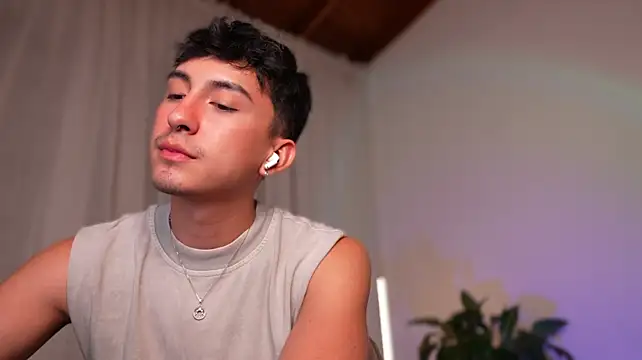 sweettaaron01n Webbikameraesitys