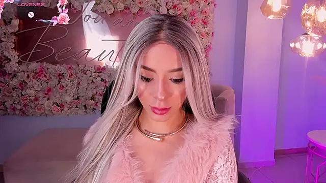 IsabellaMoreau's Live XXX Chat