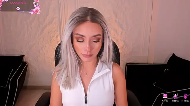 IsabellaMoreau's Live XXX Chat