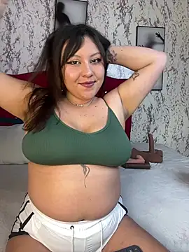 Larissa_Antonella's Webcam Show