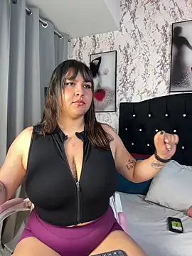 Larissa_AntonellaのライブXXXチャット