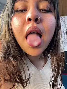 צ'אט XXX בשידור חי של Larissa_Antonella
