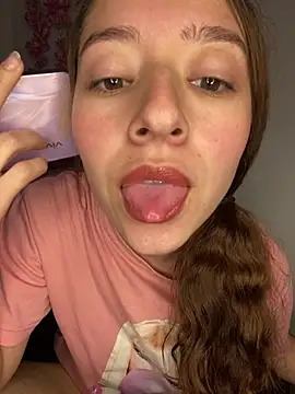 -rosi Adlı Modelin Canlı XXX Sohbeti