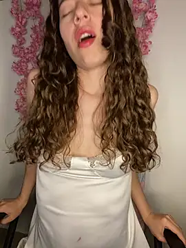 -rosi Adlı Modelin Canlı XXX Sohbeti
