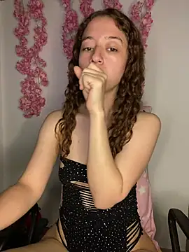 -rosi Adlı Modelin Canlı XXX Sohbeti