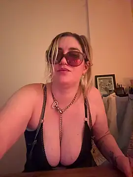 Granlady7 Adlı Modelin Canlı XXX Sohbeti