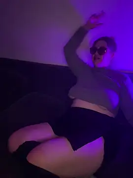 XXX chat uživo modela Granlady7