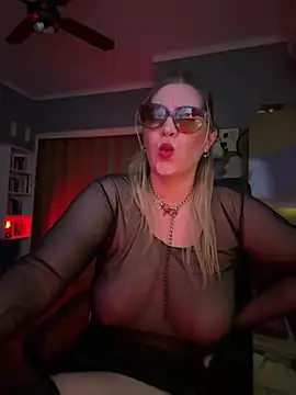 Chat XXX en directo de Granlady7