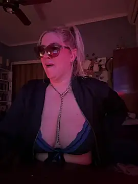 Chat XXX en directo de Granlady7