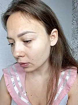 הופעת וובקאם של Olivia_OliV