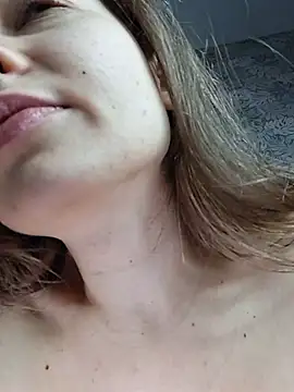 Olivia_OliV's Webcam Show