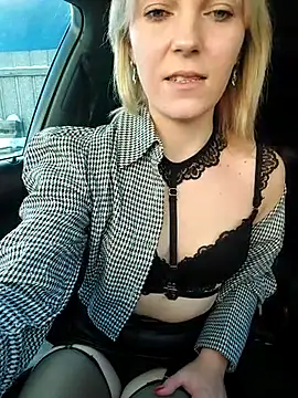 Crazy_lady69's Webcam Show