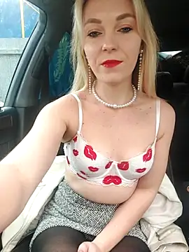 Crazy_lady69's Webcam Show