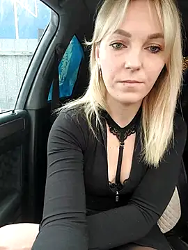 Pokazy przed kamerką – Crazy_lady69