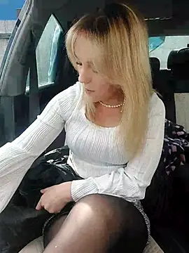 Yourblonde_69 ওয়েবক্যাম শো