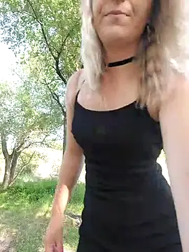 Yourblonde_69 Webcamshow